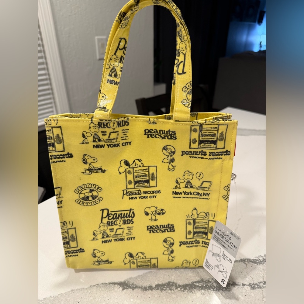 Peanuts tote bag